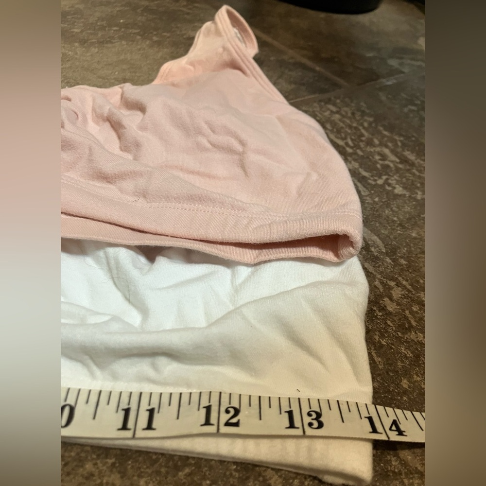 Two Fruit of the Loom front hook bras, 40 - Picture 6 of 8